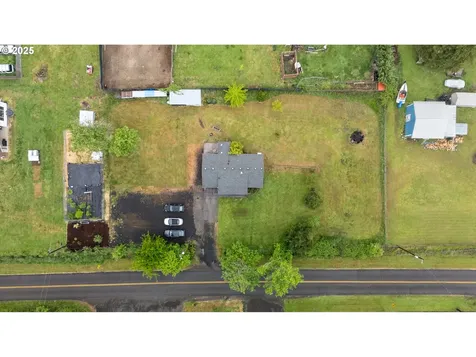 55275 SW Cherry Grove Drive Gaston OR 97119