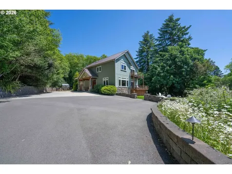 93867 Makai Lane North Bend OR 97459