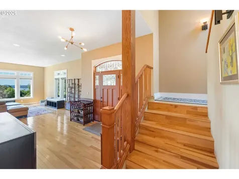 93867 Makai Lane North Bend OR 97459
