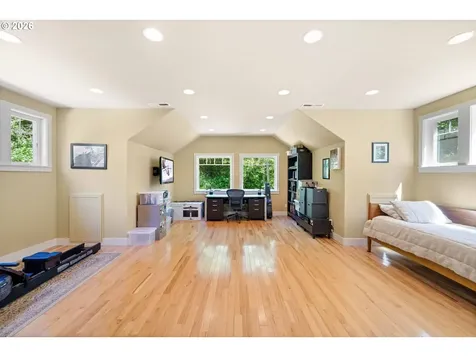 93867 Makai Lane North Bend OR 97459