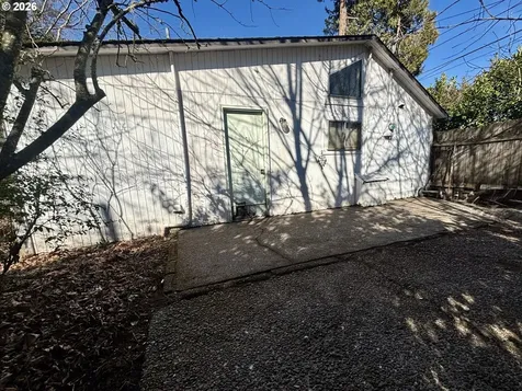 1860 W 12th Avenue Eugene OR 97402