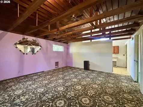 1860 W 12th Avenue Eugene OR 97402