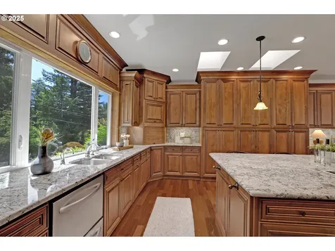 6507 SW 55th Drive Portland OR 97221
