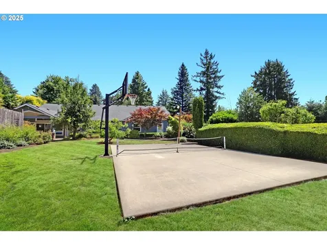 6507 SW 55th Drive Portland OR 97221