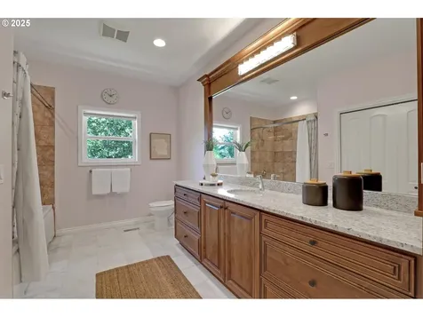6507 SW 55th Drive Portland OR 97221