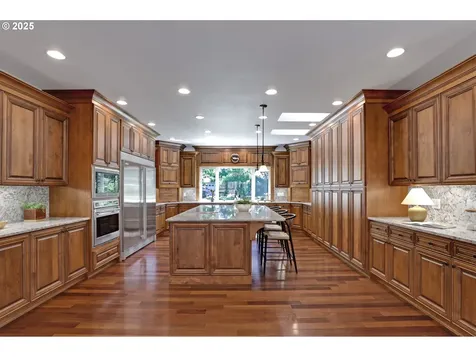 6507 SW 55th Drive Portland OR 97221