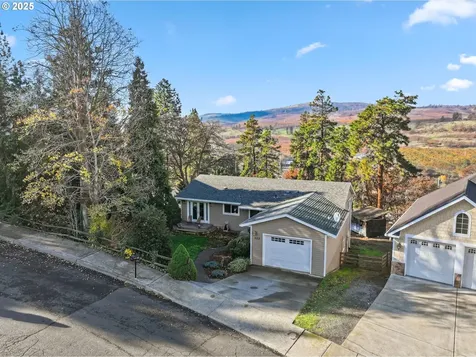 522 W 22nd Street The Dalles OR 97058