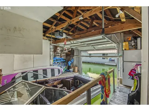 18699 NE Marine Drive Portland OR 97230