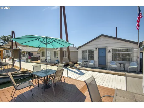 18699 NE Marine Drive Portland OR 97230