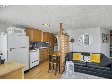 18699 NE Marine Drive Portland OR 97230