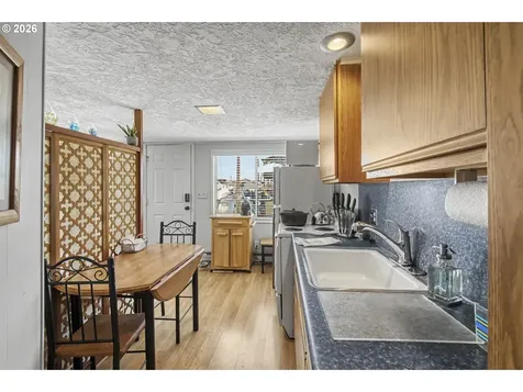 18699 NE Marine Drive Portland OR 97230