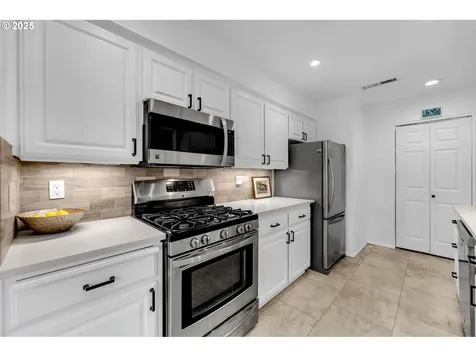 4101 NE 131st Place Portland OR 97230