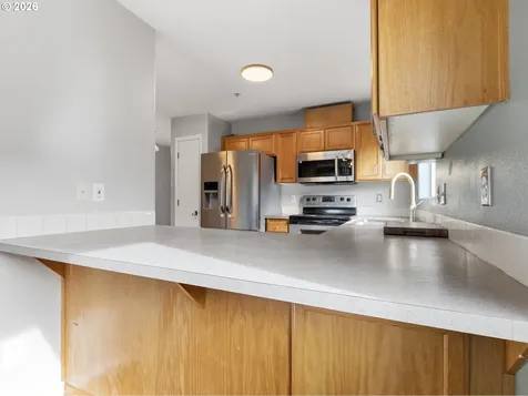 5427 SE 121st Avenue Portland OR 97266