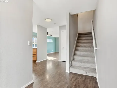 5427 SE 121st Avenue Portland OR 97266