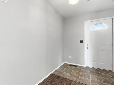 5427 SE 121st Avenue Portland OR 97266
