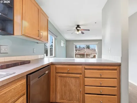 5427 SE 121st Avenue Portland OR 97266