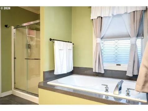 22285 NE Park Lane Fairview OR 97024
