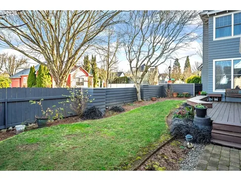 22285 NE Park Lane Fairview OR 97024
