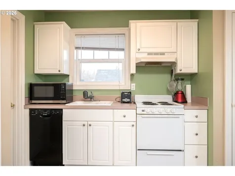 22285 NE Park Lane Fairview OR 97024