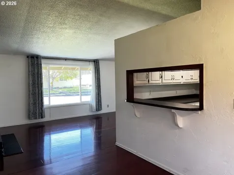2385 19th Street Florence OR 97439