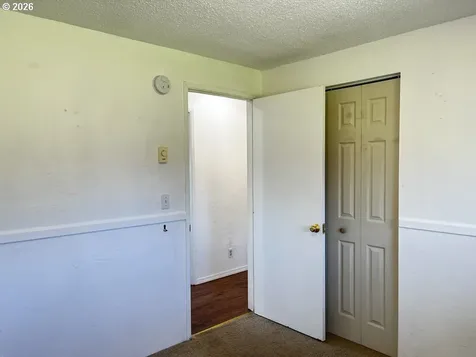 2385 19th Street Florence OR 97439