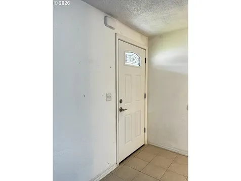 2385 19th Street Florence OR 97439