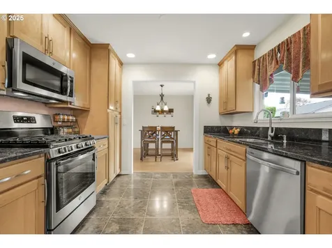 365 SW Duniway Avenue Gresham OR 97030