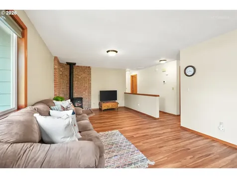 462 NE 24th Avenue Hillsboro OR 97124