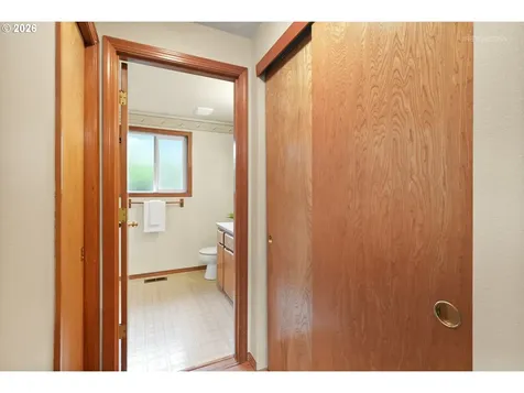 462 NE 24th Avenue Hillsboro OR 97124