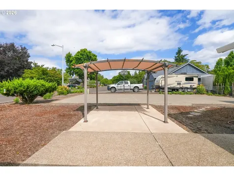 462 NE 24th Avenue Hillsboro OR 97124