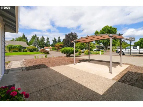 462 NE 24th Avenue Hillsboro OR 97124