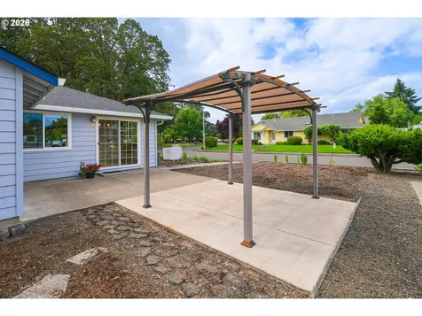 462 NE 24th Avenue Hillsboro OR 97124