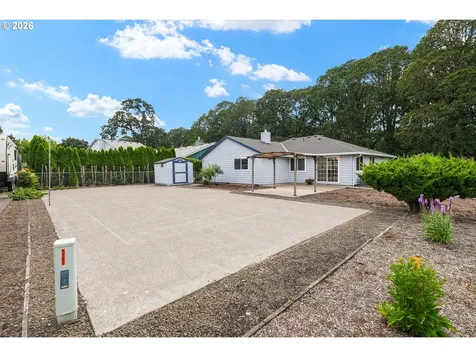 462 NE 24th Avenue Hillsboro OR 97124