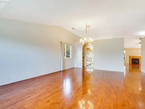 16809 NE 9th Street Vancouver WA 98684