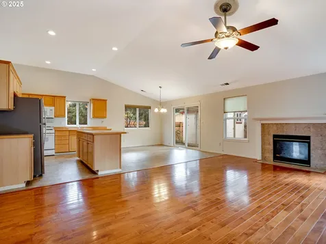 16809 NE 9th Street Vancouver WA 98684