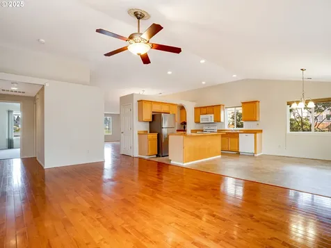 16809 NE 9th Street Vancouver WA 98684