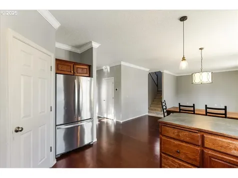 1807 N 8th Way Ridgefield WA 98642
