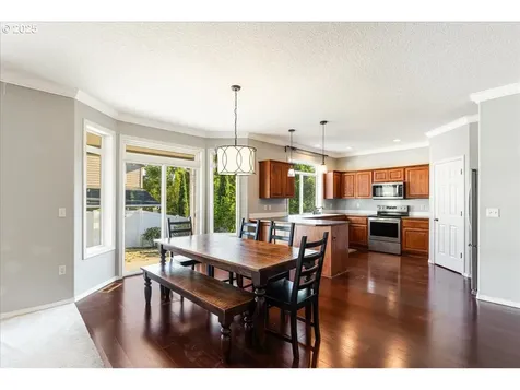 1807 N 8th Way Ridgefield WA 98642