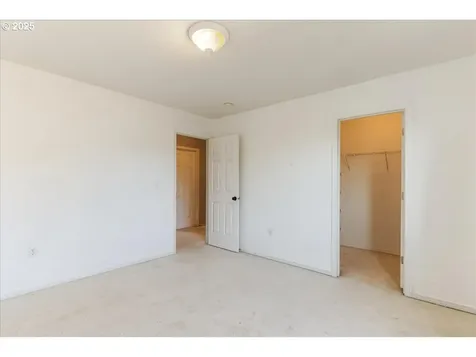 1807 N 8th Way Ridgefield WA 98642