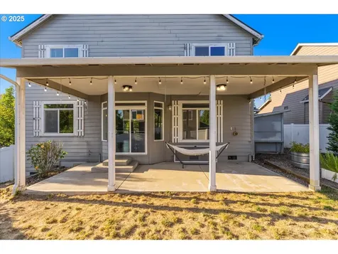 1807 N 8th Way Ridgefield WA 98642
