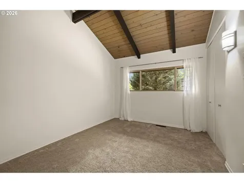 560 Milburn Court Lake Oswego OR 97034