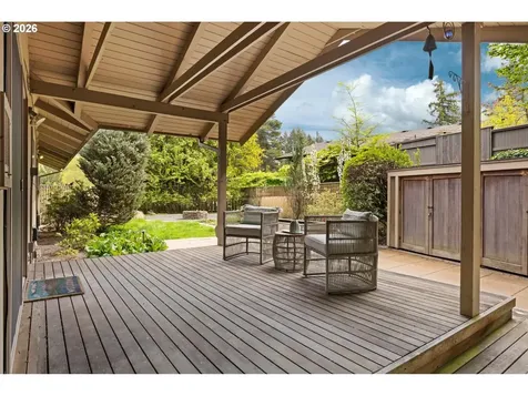 560 Milburn Court Lake Oswego OR 97034