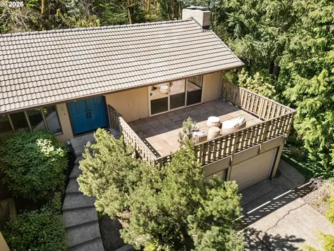 560 Milburn Court Lake Oswego OR 97034