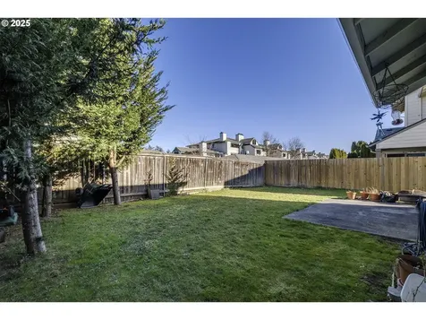 1057 SW 24th Street Troutdale OR 97060