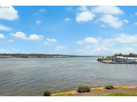 118 N Hayden Bay Drive Portland OR 97217