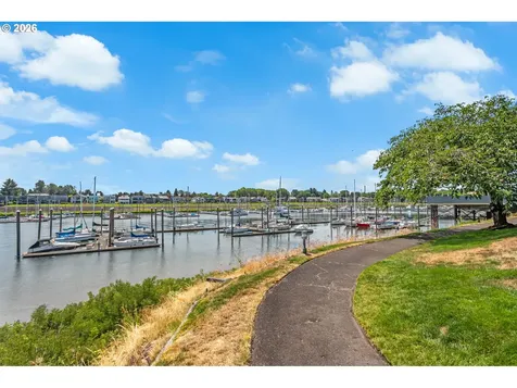 118 N Hayden Bay Drive Portland OR 97217