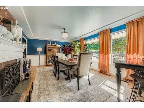 10311 NE Russell Court Portland OR 97220