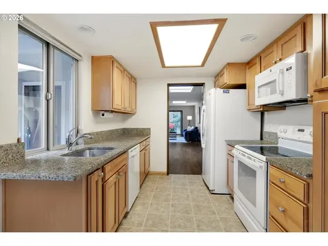 9410 SW Brentwood Place Portland OR 97224