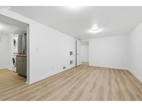 6621 SE Carlton Street Portland OR 97206