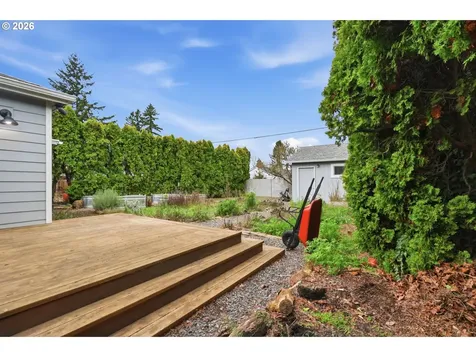 6621 SE Carlton Street Portland OR 97206
